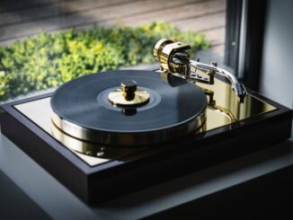 Pro-Ject Audio Systems Signature 12.2 & Classic Reference available in UK