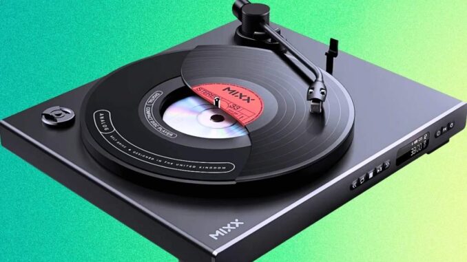 This World's First "Concentric" Turntable Hides a CD Player...